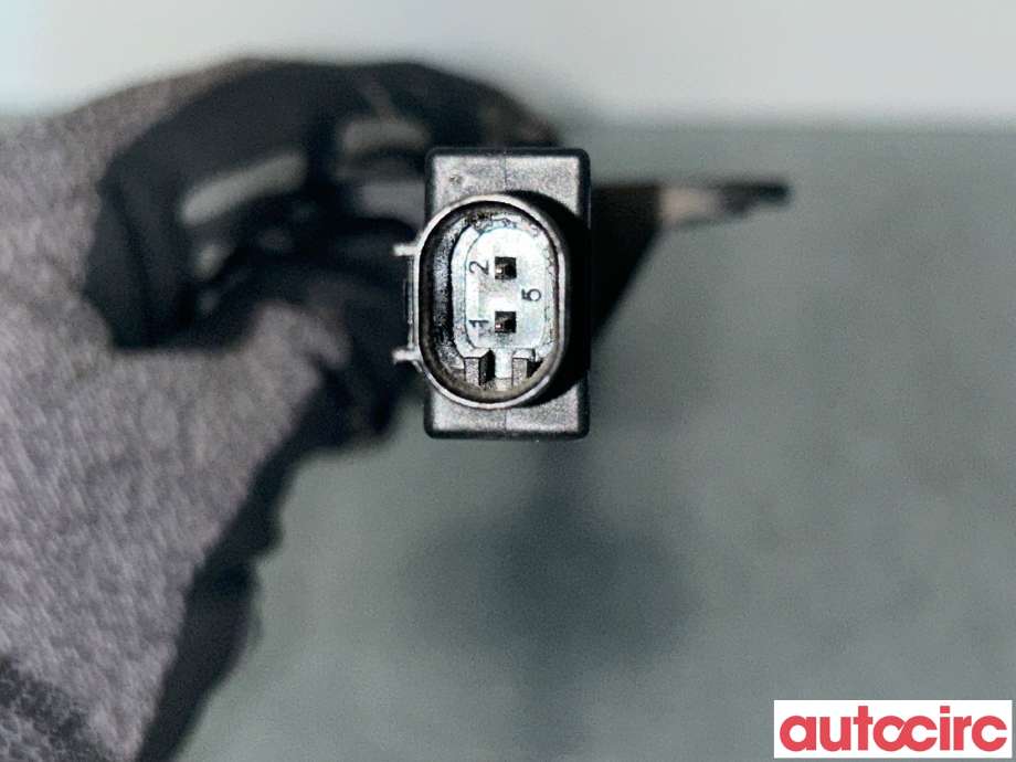 Antenne forsterker til Škoda Enyaq 2021-->>  (SKODA|5WA962131B)