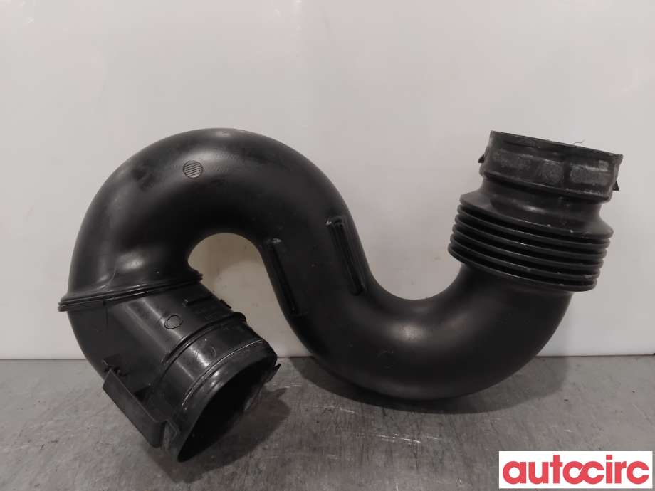 Luftslange innsug til Nissan NV300 2016-->>  (NISSAN|1655500Q0B|93451665|165555514R)