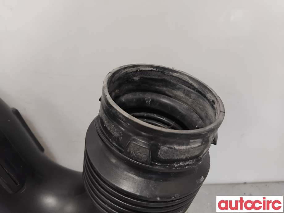 Luftslange innsug til Nissan NV300 2016-->>  (NISSAN|1655500Q0B|93451665|165555514R)