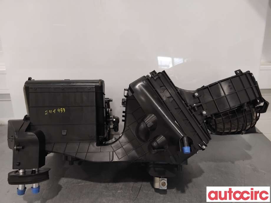 Diverse deler til VW Transporter / Caravelle 2015-2019 (T6) (T6) (VOLKSWAGEN|7E5820121||7E1820005AD)