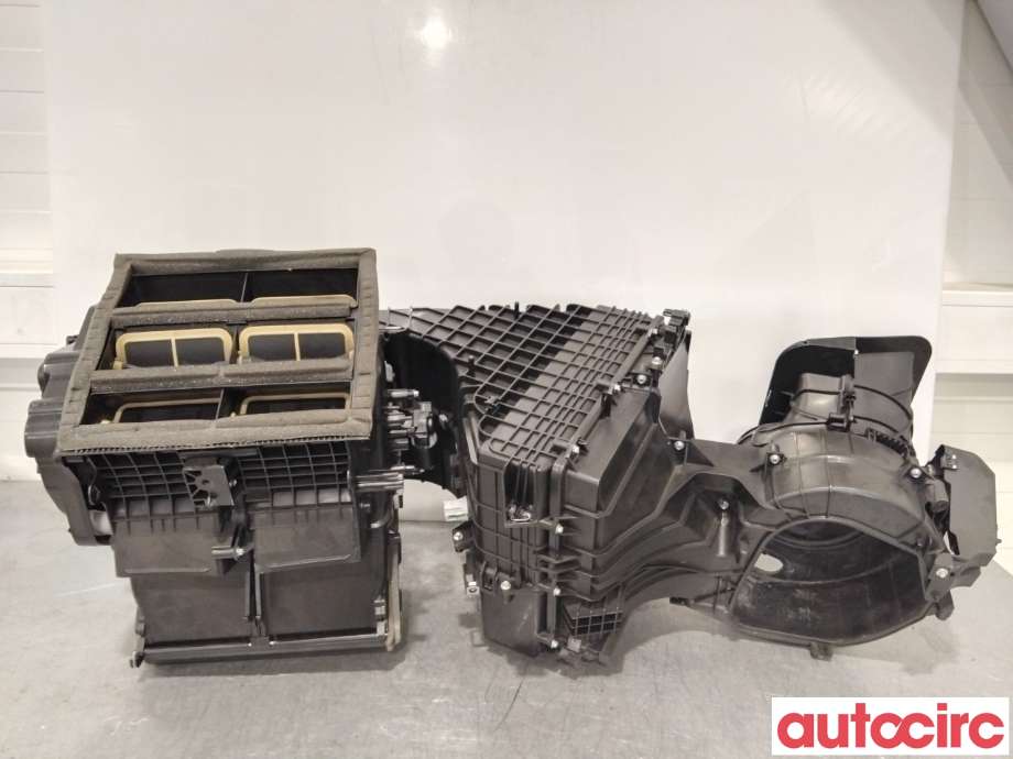 Diverse deler til VW Transporter / Caravelle 2015-2019 (T6) (T6) (VOLKSWAGEN|7E5820121||7E1820005AD)