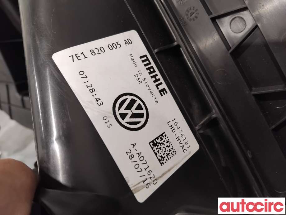 Diverse deler til VW Transporter / Caravelle 2015-2019 (T6) (T6) (VOLKSWAGEN|7E5820121||7E1820005AD)