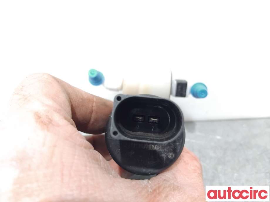 Spylerpumpe foran til Audi A3 2012-2016 (Type III, Fase 1)  (AUDI|1K6955651|)