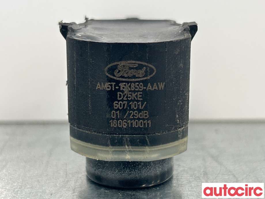 Parkeringssensor foran til Ford Focus 2011-2014 (Type III, Fase 1)  (FORD|2137143|607100|AM5T-15K859-AAW)