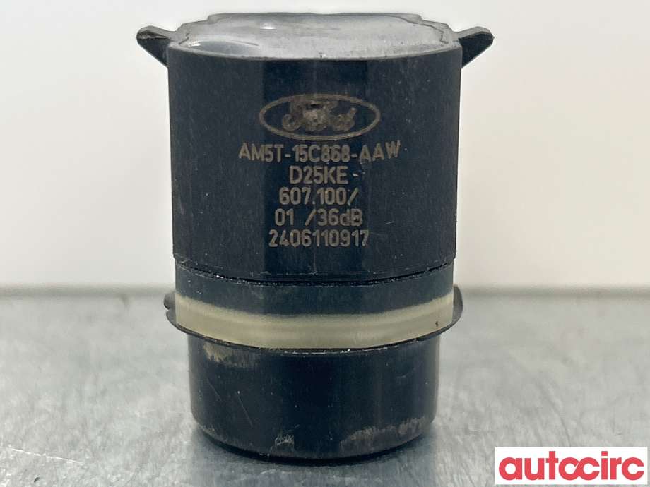 Parkeringssensor foran til Ford Focus 2011-2014 (Type III, Fase 1)  (FORD|1694072|607100|AM5T-15C868-AAW)