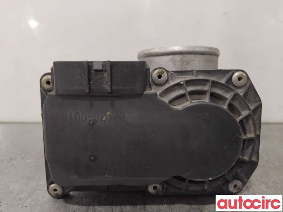 Spjeldhus til Toyota Avensis 2009-2015 (Type III, Fase 1)  (TOYOTA|261000R020||26100-0R020)