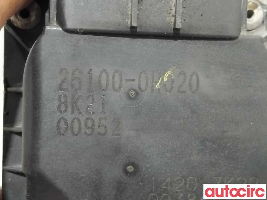 Spjeldhus til Toyota Avensis 2009-2015 (Type III, Fase 1)  (TOYOTA|261000R020||26100-0R020)