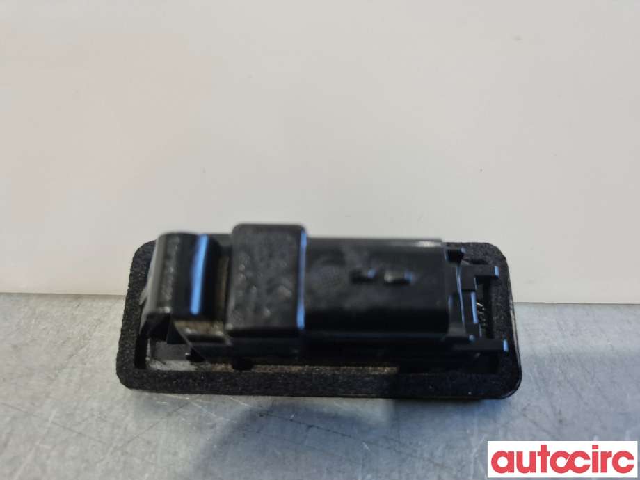 Skiltlys til Peugeot 2008 2019-->> (Type II)  (PEUGEOT|9815226680|)