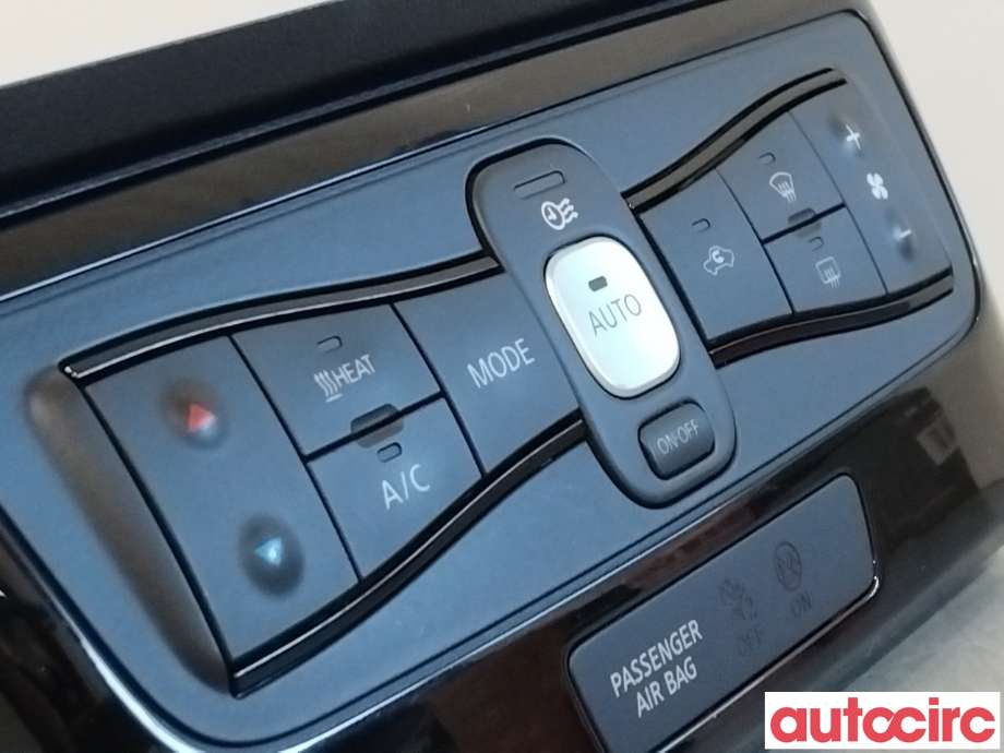 Varmeapparat betjening til Nissan Leaf 2018-->> (Type II)  (NISSAN|275005SE0B|275005SE0A)