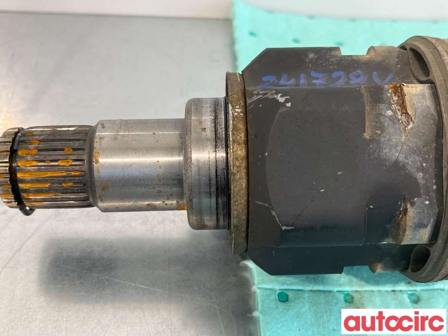 Drivaksel venstre foran, elbil til Toyota Prius +7 2012-2020 (Type III) (stasjonsvogn) (stasjonsvogn) (TOYOTA|4342047031|)