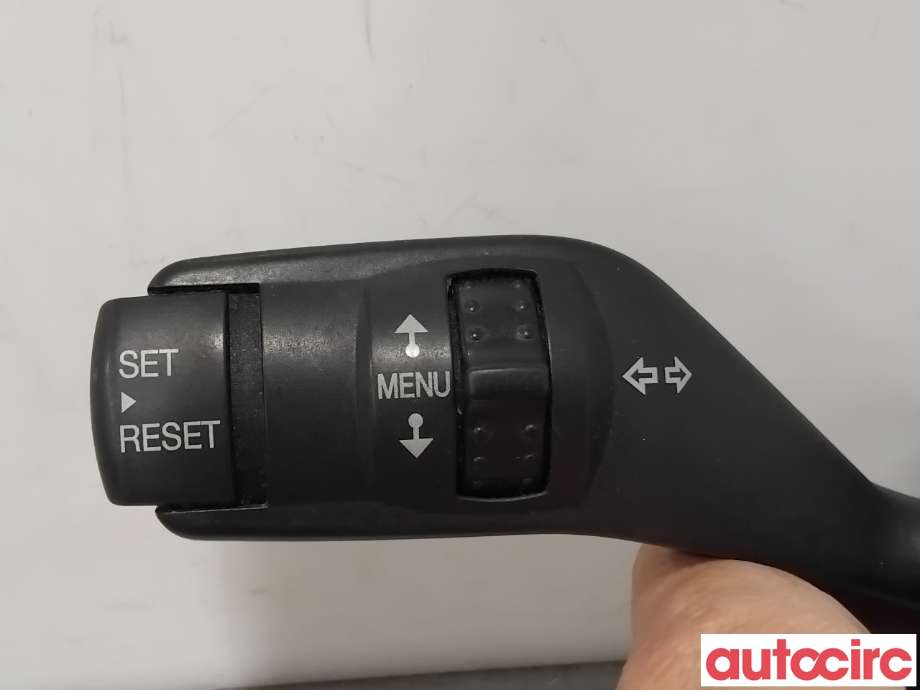 Bryter blink til Ford Kuga 2008-2012 (Type I) (FORD|1362588||4M5T-13335-BD)