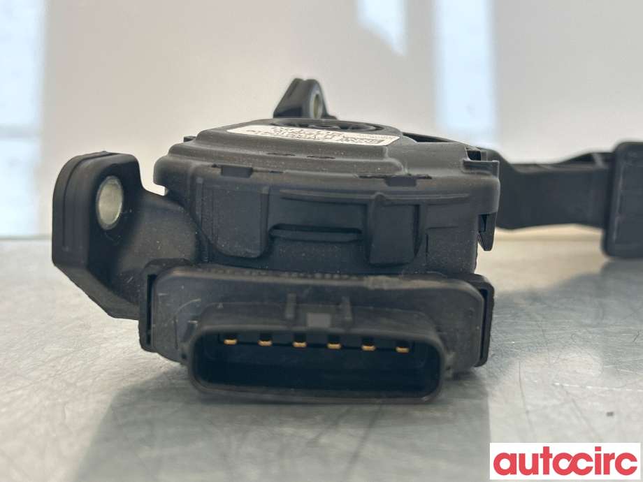 Pedal gass til Suzuki Vitara 2015-->> (Type IV)  (SUZUKI|49400-68L51-000|49400-68L51)