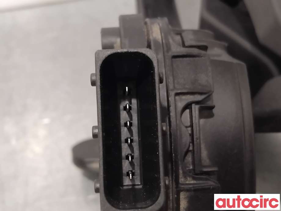 Pedal gass til Hyundai Santa Fe 2010-2012 (Type II, Fase 2) (HYUNDAI|327002P230|)