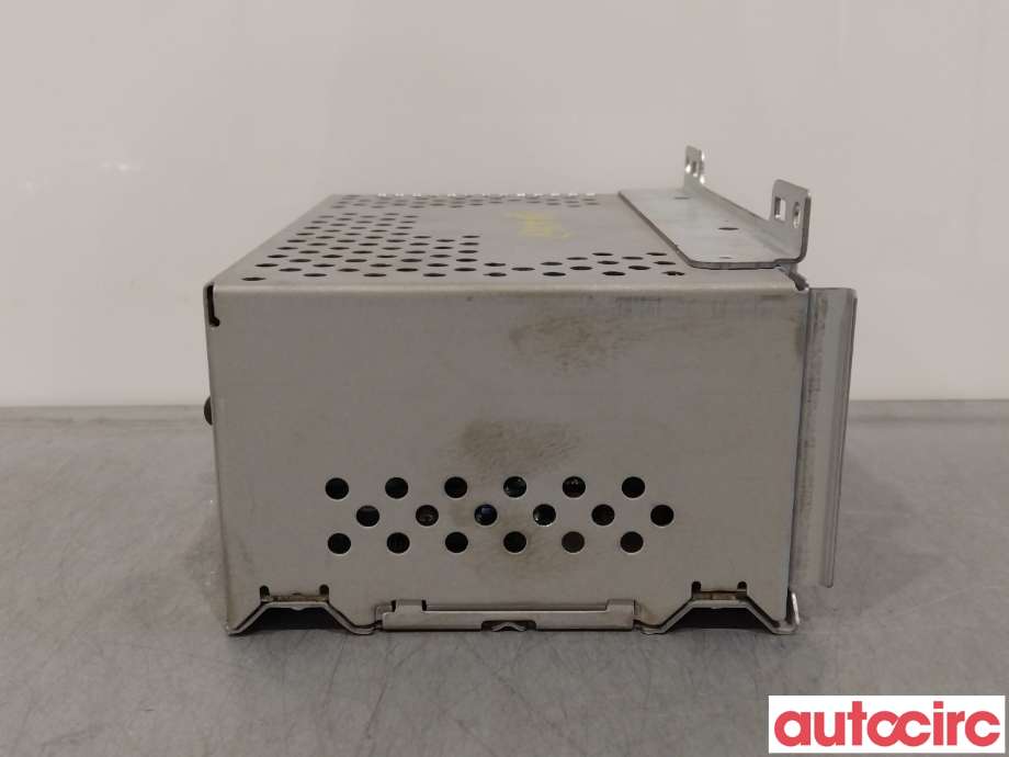Bilstereo til Ford Transit Courier 2018-2023 (Type I, Fase 2)  (FORD|2406775|JK2T-18C815-VV)