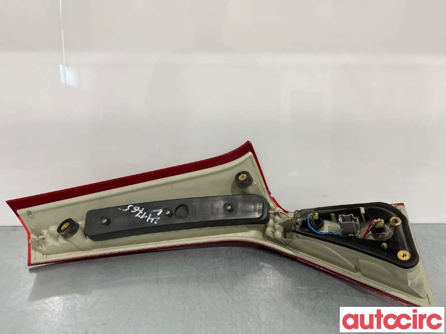 Baklykt venstre indre til Volvo V70 2007-2013 (Type III, Fase 1)  (VOLVO|31395068|)