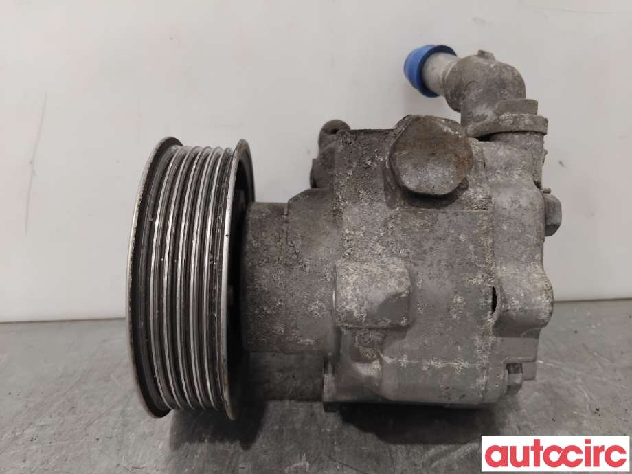 Servo pumpe mekanisk til VW Transporter / Caravelle 2009-2015 (Fase 2) (T5) (T5) (VOLKSWAGEN|2H0422154A||7E0422154E)