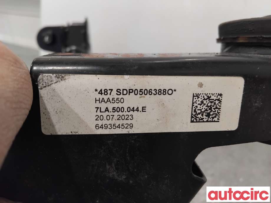 Travers bak til VW Transporter / Caravelle 2019-->> (T6.1) (T6.1) (VOLKSWAGEN|7E0599421A||7LA500044E)