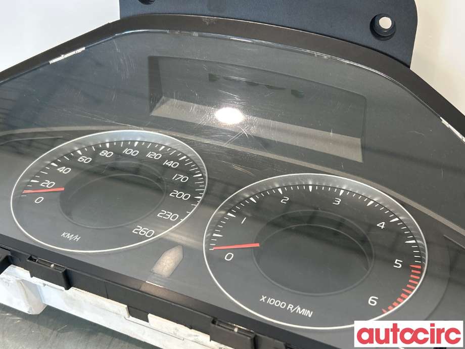 Instrumentpanel til Volvo XC70 2008-2013 (Type II, Fase 1)  (VOLVO|36002195|36000411)