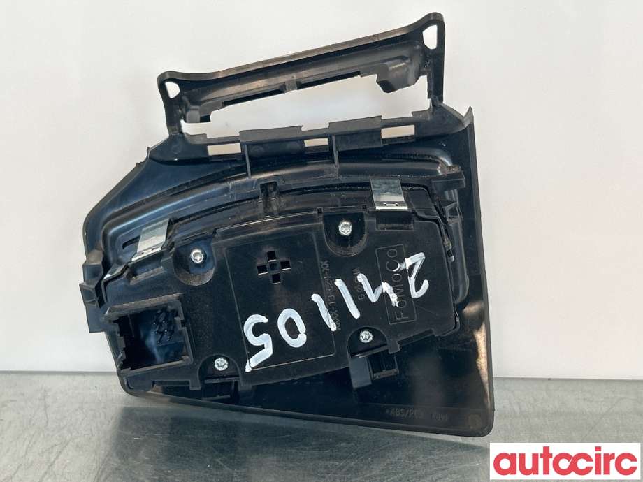 Bryter lys til Ford Focus 2011-2014 (Type III, Fase 1)  (FORD|2048031||BM5T13A024CC)