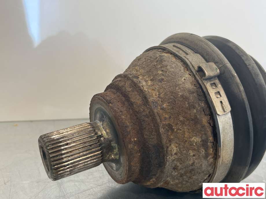 Drivaksel høyre foran til Audi Q3 2011-2014 (Type I, Fase 1) (AUDI|1K0407272JF)