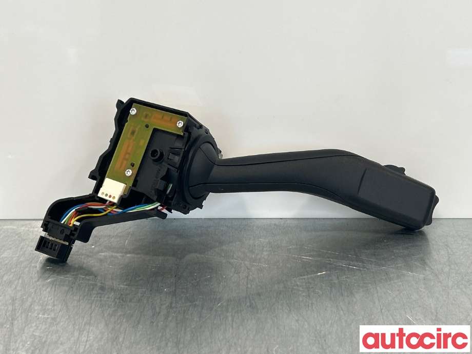 Bryter blink til VW Tiguan 2007-2011 (Type I, Fase 1)  (VOLKSWAGEN|1K0953513G)