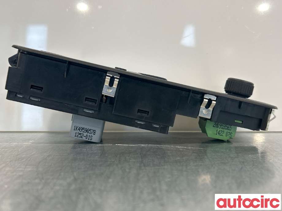 Bryter ruteheis til VW Amarok 2010-2016 (Type I, Fase 1)  (VOLKSWAGEN|1K4959857C|)