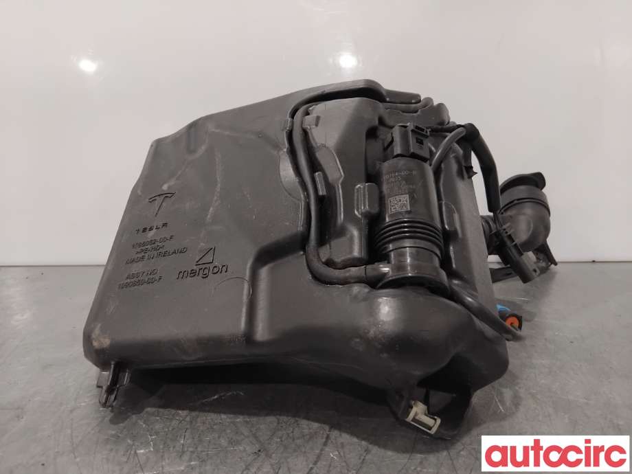 Spylertank til Tesla Model 3 2018-2023 (Fase 1)  (TESLA|1090850-00-F||1096062-00-F)
