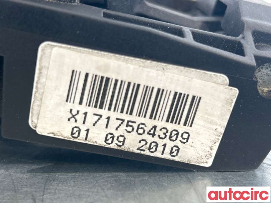 Dørhåndtak utv venstre foran til BMW 5-Serie 2010-2017 (F10/F11) (F10/F11) (BMW|51217276243|)