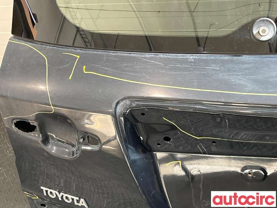 Bakluke combi til Toyota RAV4 2009-2013 (Type III, Fase 2)  (TOYOTA|6700542381)