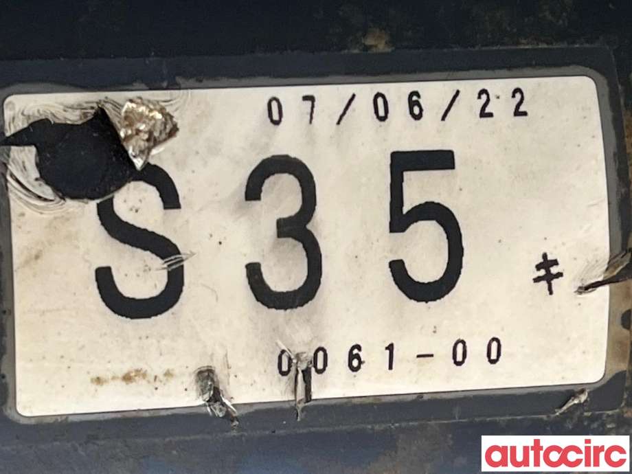 Kardang til Toyota Hiace 2007-2012 (Fase 3)  (TOYOTA|4111026570)