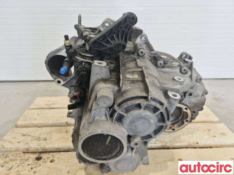 Girkasse manuell 6-trinn til VW Passat 2011-2015 (B7) (B7) (VOLKSWAGEN|02Q300013P|NFV|02Q300013PX)