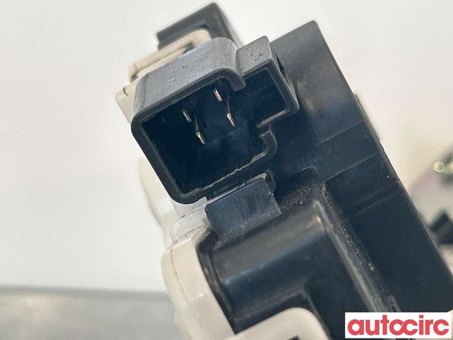 Baklukelås til VW Tiguan 2011-2016 (Type I, Fase 2)  (VOLKSWAGEN|5M0827505E|)