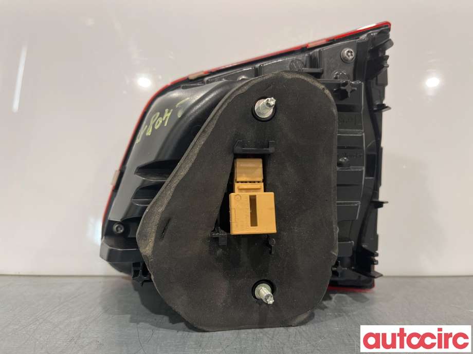 Baklykt venstre indre til VW Tiguan 2011-2016 (Type I, Fase 2)  (VOLKSWAGEN|5N0945307|)
