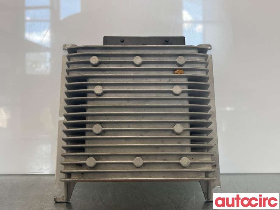 Bilstereo forsterker til VW Passat 2011-2015 (B7) (B7) (VOLKSWAGEN|5K0035456D|5K0035456A)