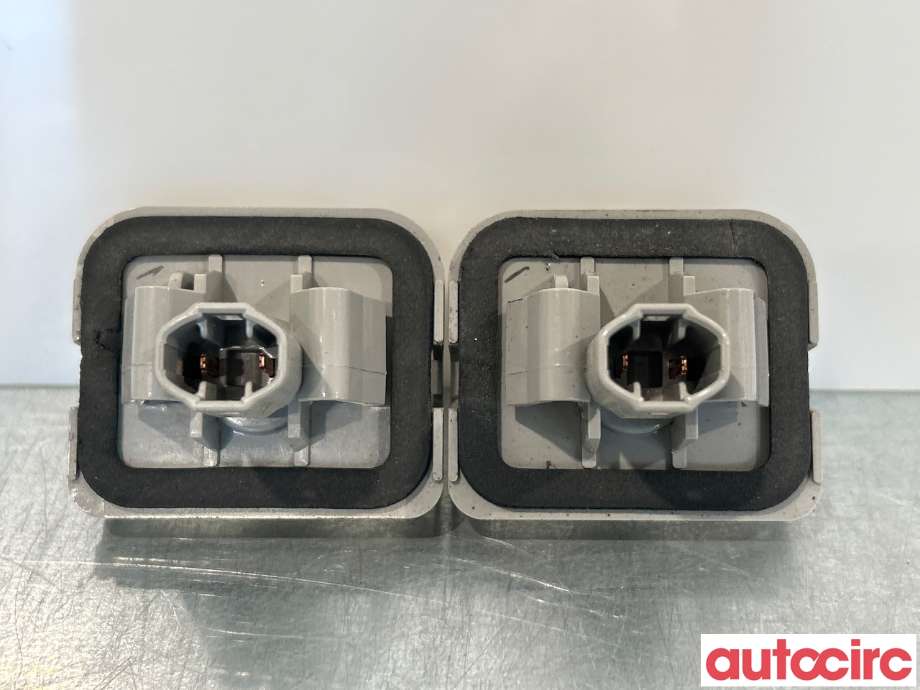 Skiltlys til Mazda CX-5 2012-2017 (Type I)  (MAZDA|GJ6A-51-270C|GJ6A51270C|)