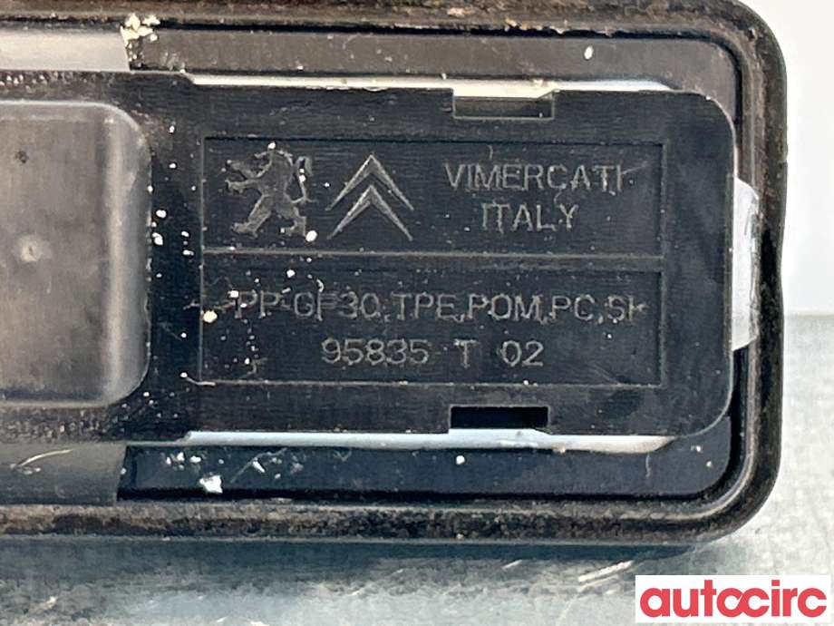 Bryter baklukeåpner til Peugeot 2008 2013-2019 (Type I) (PEUGEOT|9676028380|95835T)
