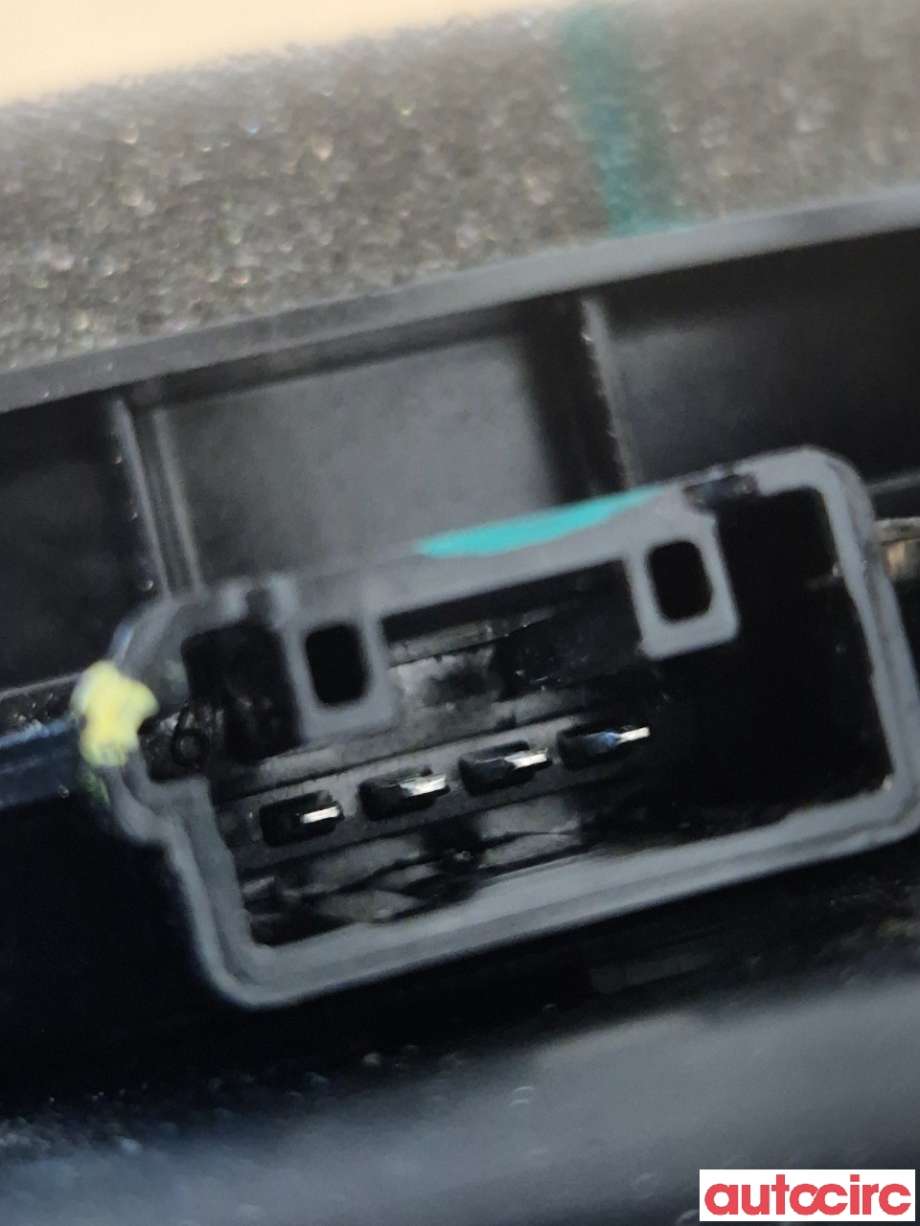 Bilstereo høyttaler til Toyota RAV4 2019-->> (Type V)  (TOYOTA|8615042070|)