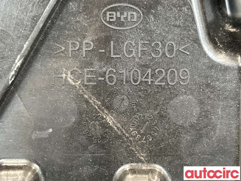 Ruteheis høyre foran til BYD T3 2020-->>  (BYD|HCE-6104209|HC-6104211H|2022082600997)