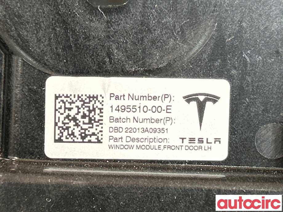 Ruteheis venstre foran til Tesla Model Y 2021-2024 (Type I)  (TESLA|1526804-00-C|1495510-00-E)