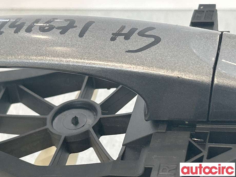 Dørhåndtak utv høyre til VW Transporter / Caravelle 2009-2015 (Fase 2) (T5) (T5) (VOLKSWAGEN|7E0843703B|)