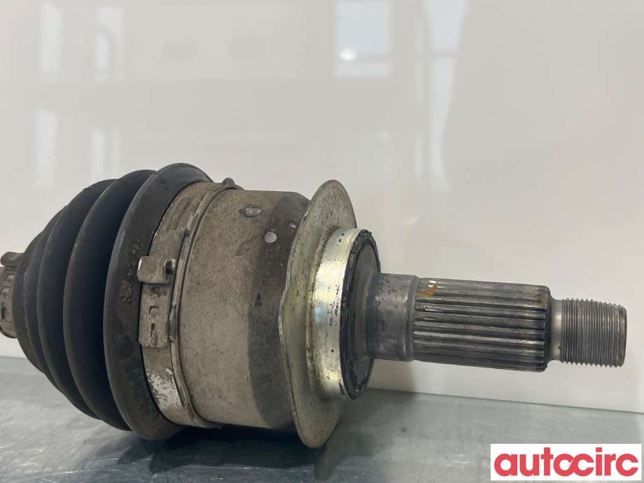 Drivaksel venstre foran til Mitsubishi Outlander 2012-2015 (Type III, Fase 1)  (MITSUBISHI|3815A509|)