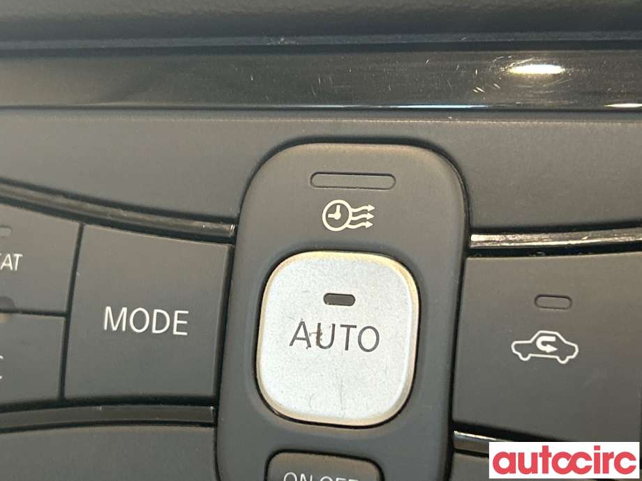 Varmeapparat betjening til Nissan Leaf 2018-->> (Type II)  (NISSAN|275005SE0A)