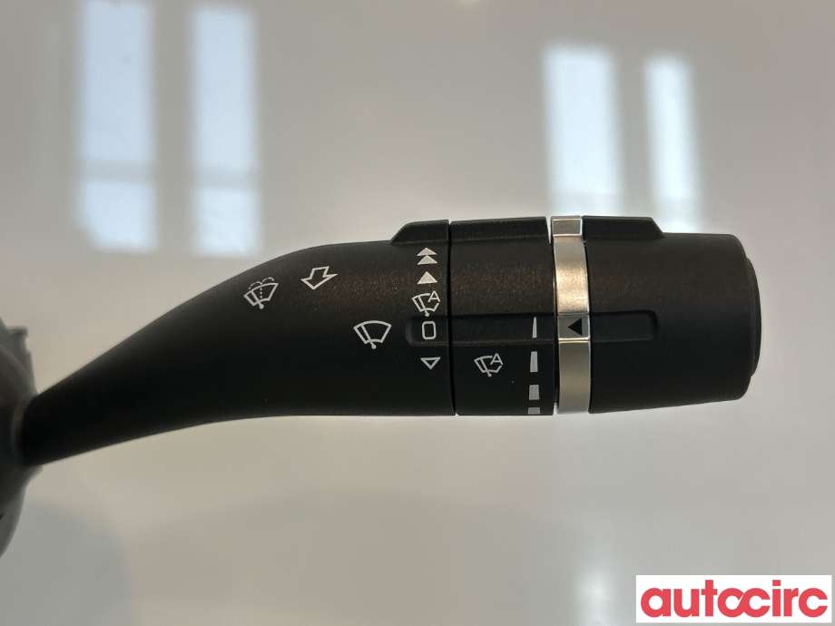 Bryter combi til BYD T3 2020-->>  (BYD|HCEEA-3774010||HCEEA-3774010W-E3)