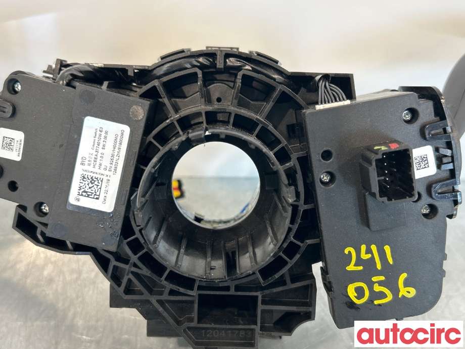 Bryter combi til BYD T3 2020-->>  (BYD|HCEEA-3774010||HCEEA-3774010W-E3)