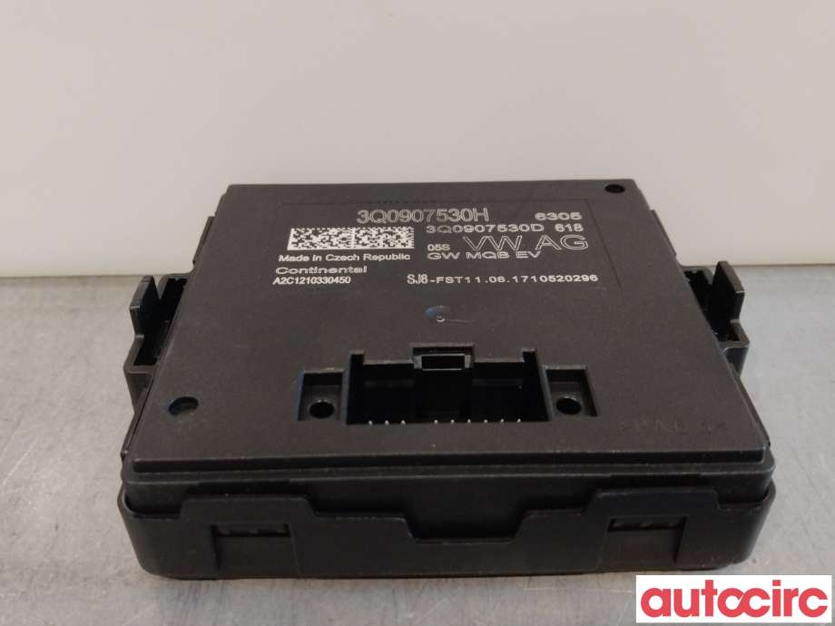 Diverse deler til VW Passat 2015-2019 (Fase 1) (B8) (B8) (VOLKSWAGEN|3Q0907530H|)