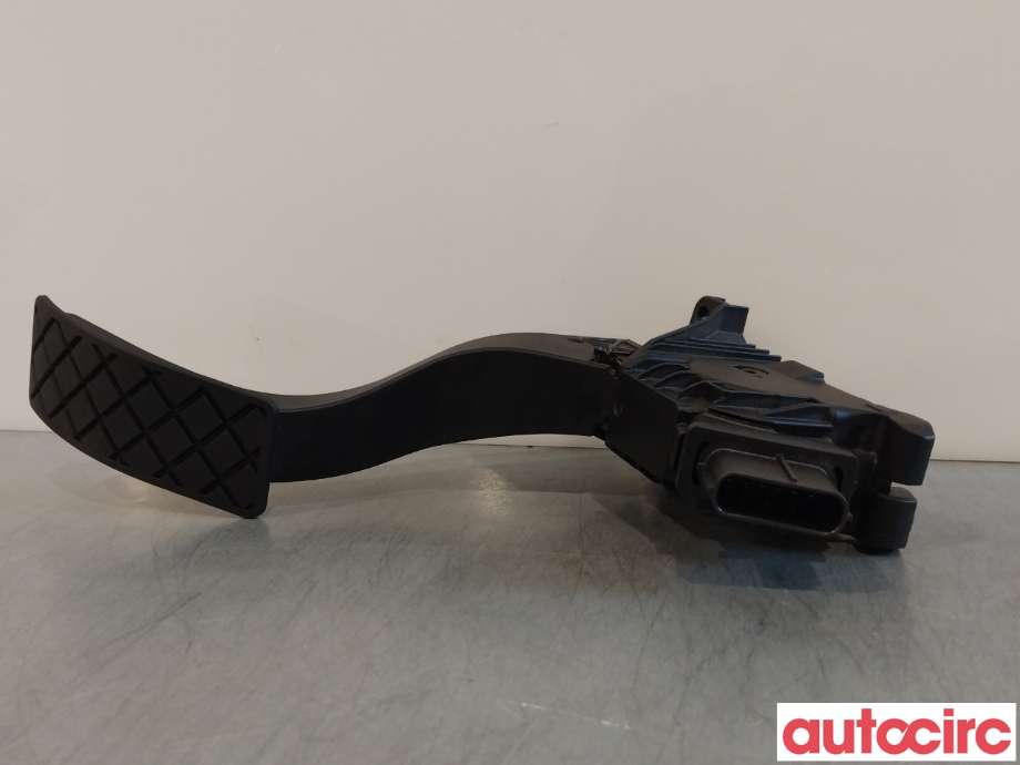 Pedal gass til VW Passat 2015-2019 (Fase 1) (B8) (B8) (VOLKSWAGEN|5Q1723503K||5Q1723503H)