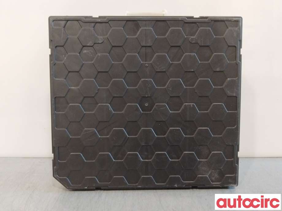 Styreenhet comfort (BCM) til VW Passat 2015-2019 (Fase 1) (B8) (B8) (VOLKSWAGEN|5Q0937086BM|)