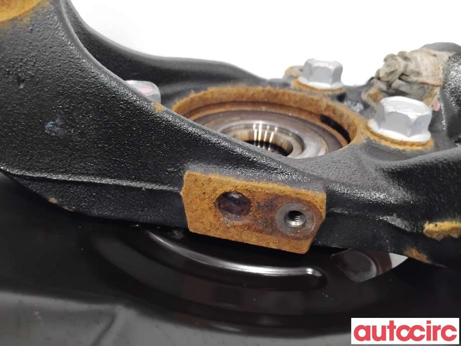 Hjulspindel venstre foran til Toyota Yaris Cross (SUV) 2021-->>  (TOYOTA|4321202410|)