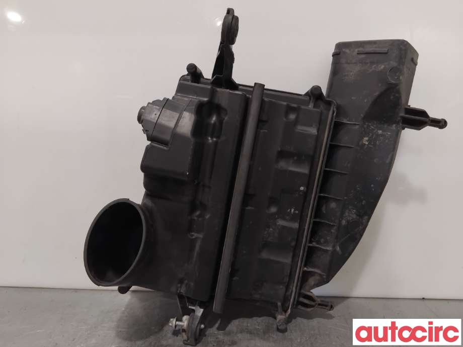 Luftfilterboks til Mercedes GLK 2008-2015 (X204) (X204) (MERCEDES|A6420901901|4602185907)