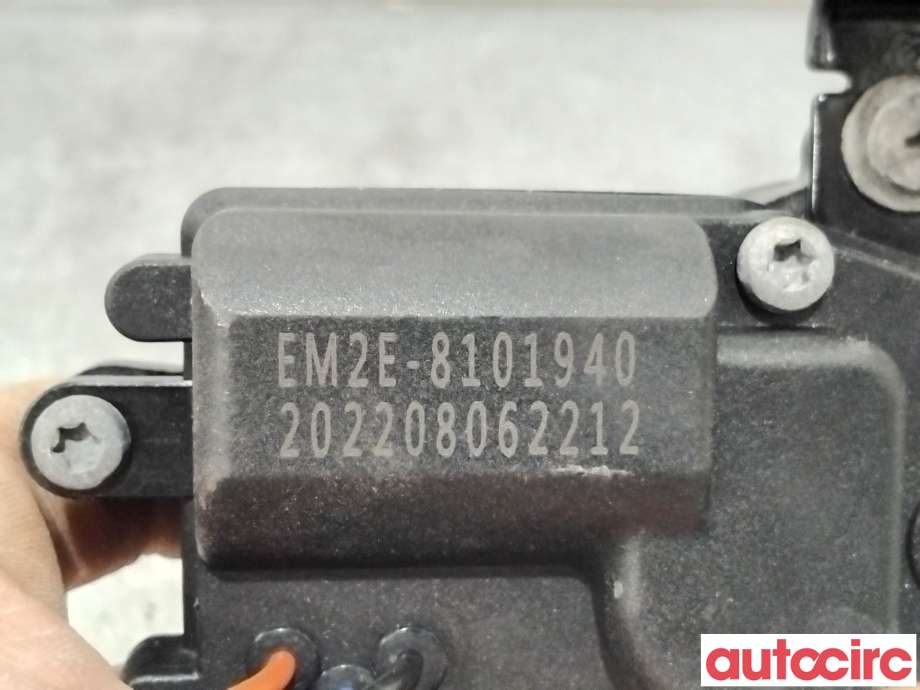 Diverse deler til BYD T3 2020-->> (BYD|EM2E-8101940|)